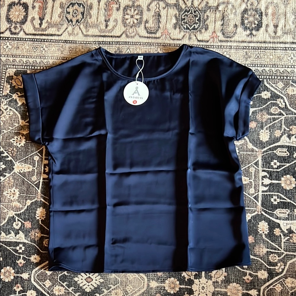 Women’s Navy Top